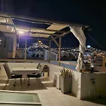 Classical With Style In The Town 아파트