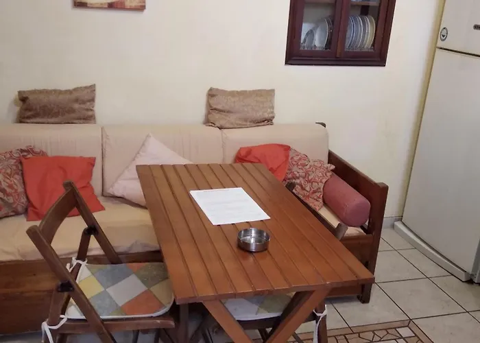 アパート Classical With Style In The Town エルムポリ